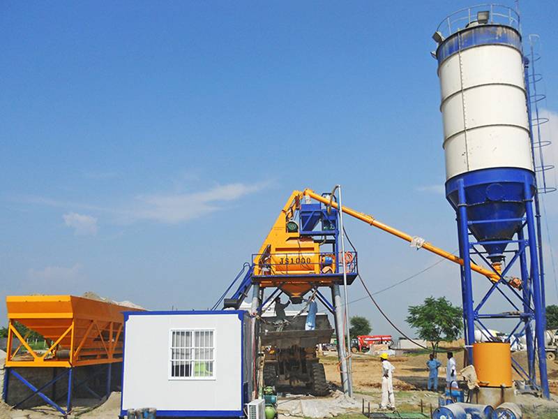 Bucket Loading HZS50 Concrete Batching Plant In United Arab Emirates